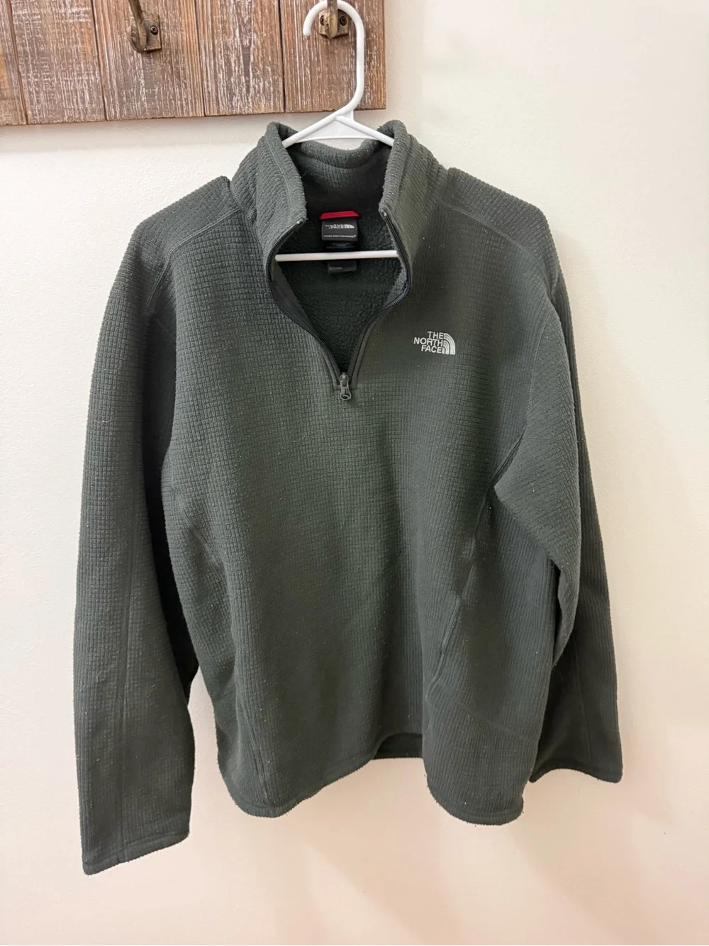 The North Face Men's Half-Zip Waffle Fleece Sweater